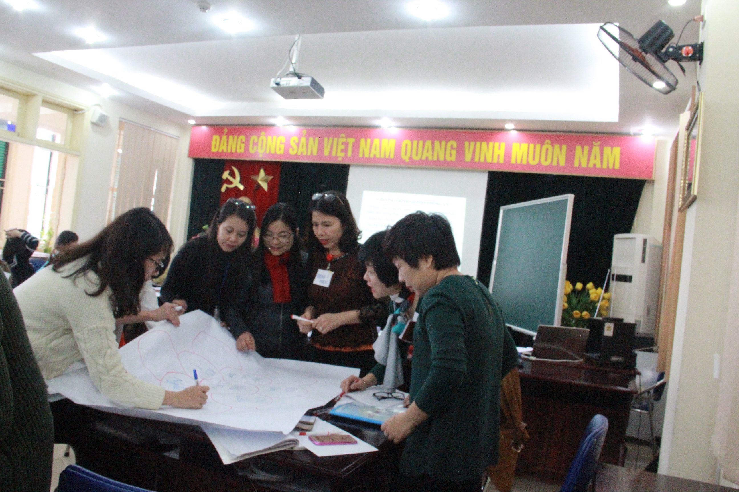 Bồi dưỡng Phương pháp giảng dạy Kỹ năng sống tại trường tiểu học Trần Quốc Toản